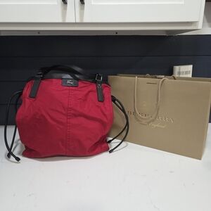Burberry Buckleigh Red and Black Shoulder Tote Bag Zip Close Drawstring Sides